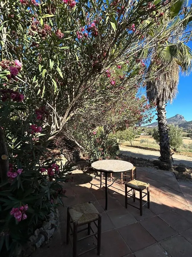 Cortijo Burruelo Villa Algodonales 0*,